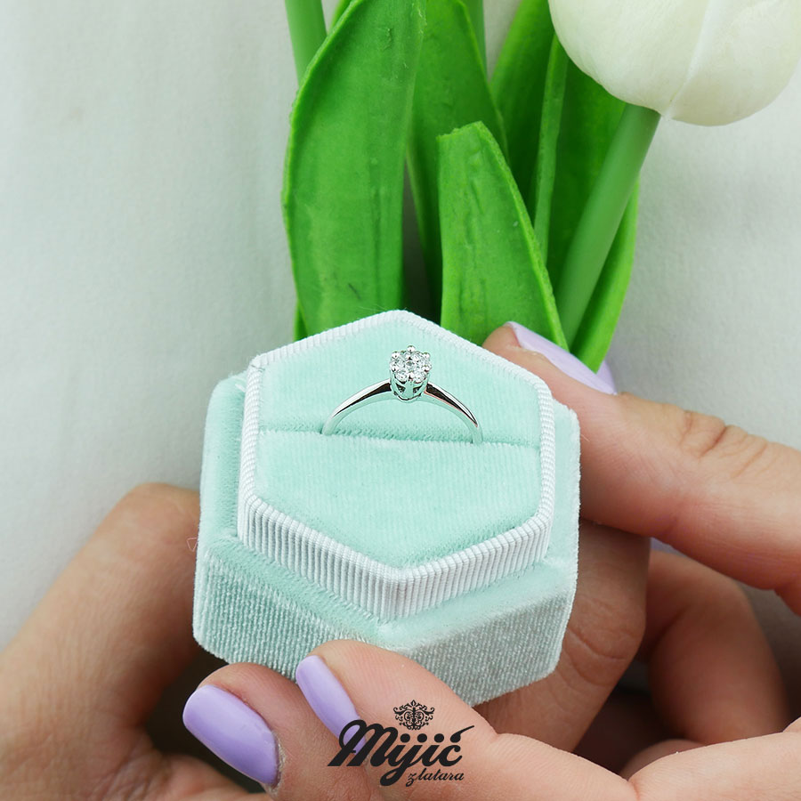 Dijamantski prsten Fiona