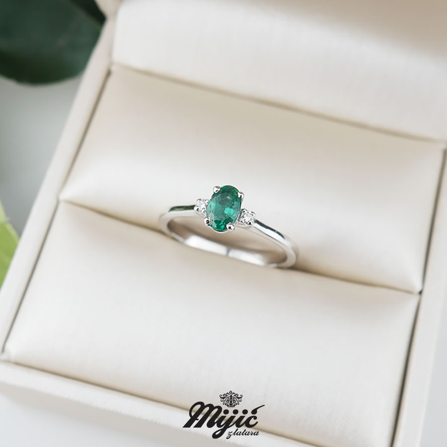 Prsten sa smaragdom Emerald